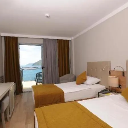 Sunrise 4* Μαρμαρίς