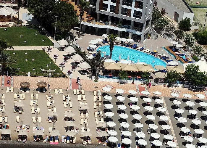 Sunrise Μαρμαρίς