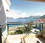 Sunrise Hotel